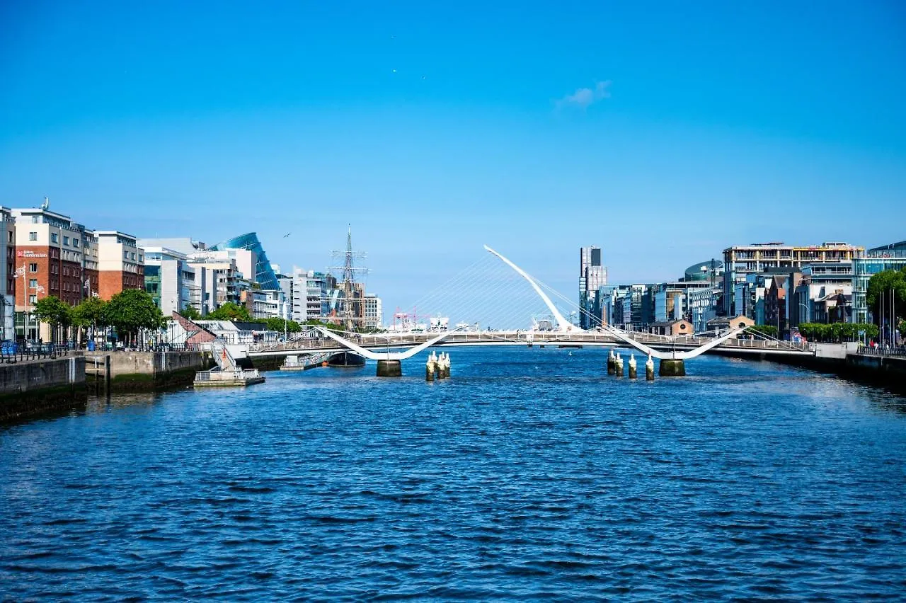 Staycity Aparthotels Dublin City Quay 4*,  أيرلندا