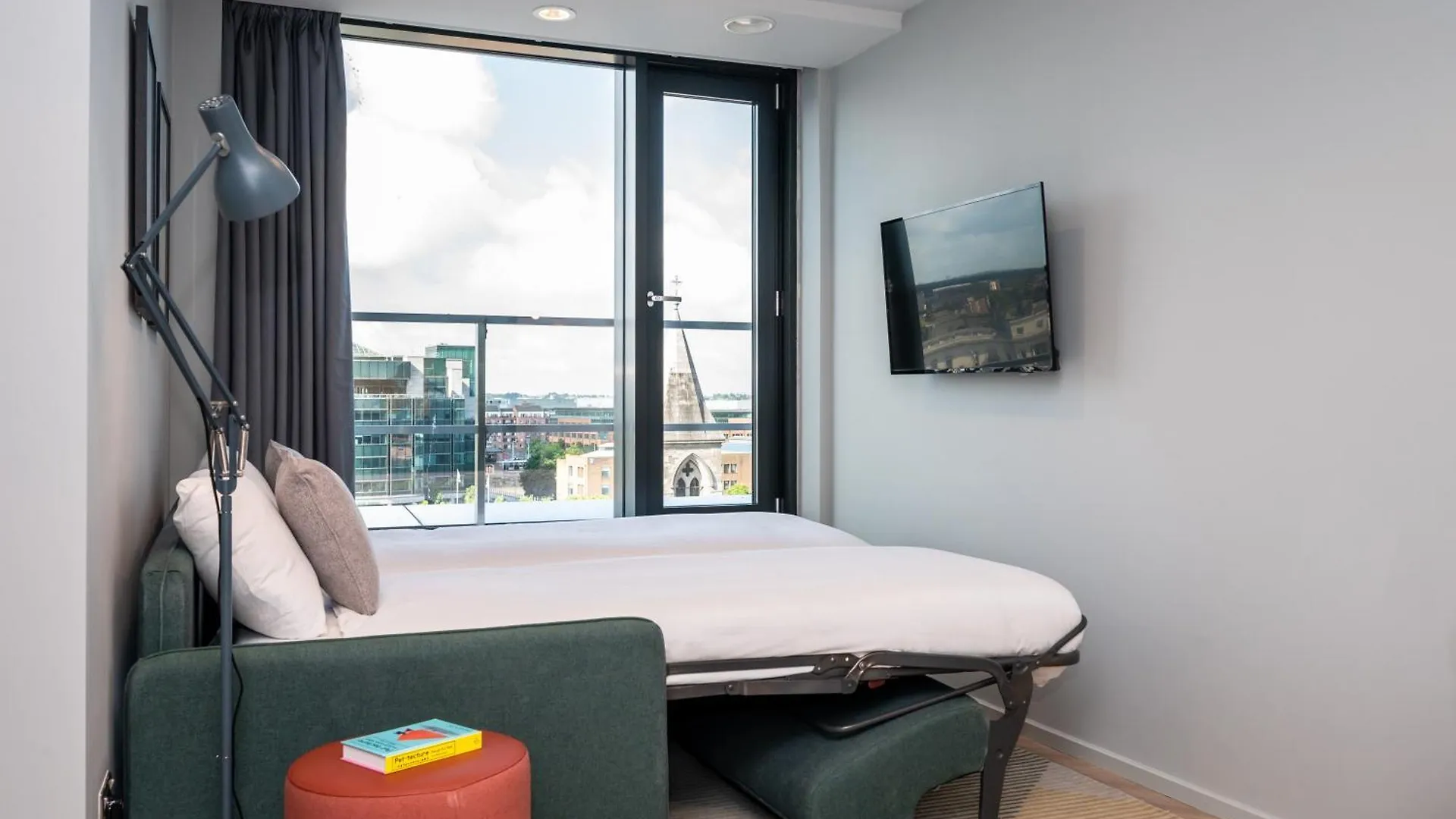 Staycity Aparthotels Dublin City Quay