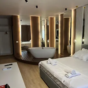 Capital Center 5* تيرانا