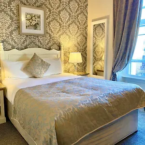 Отель Baggot Court Townhouse