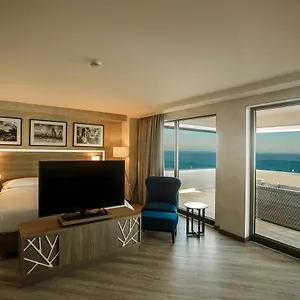 מלון Radisson באקו